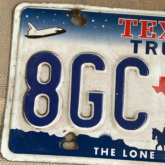 TEXAS “THE LONE STAR STATE” TRUCK LICENSE PLATE FEAT-SHUTTLE MOON STARS - Picture 6 of 7
